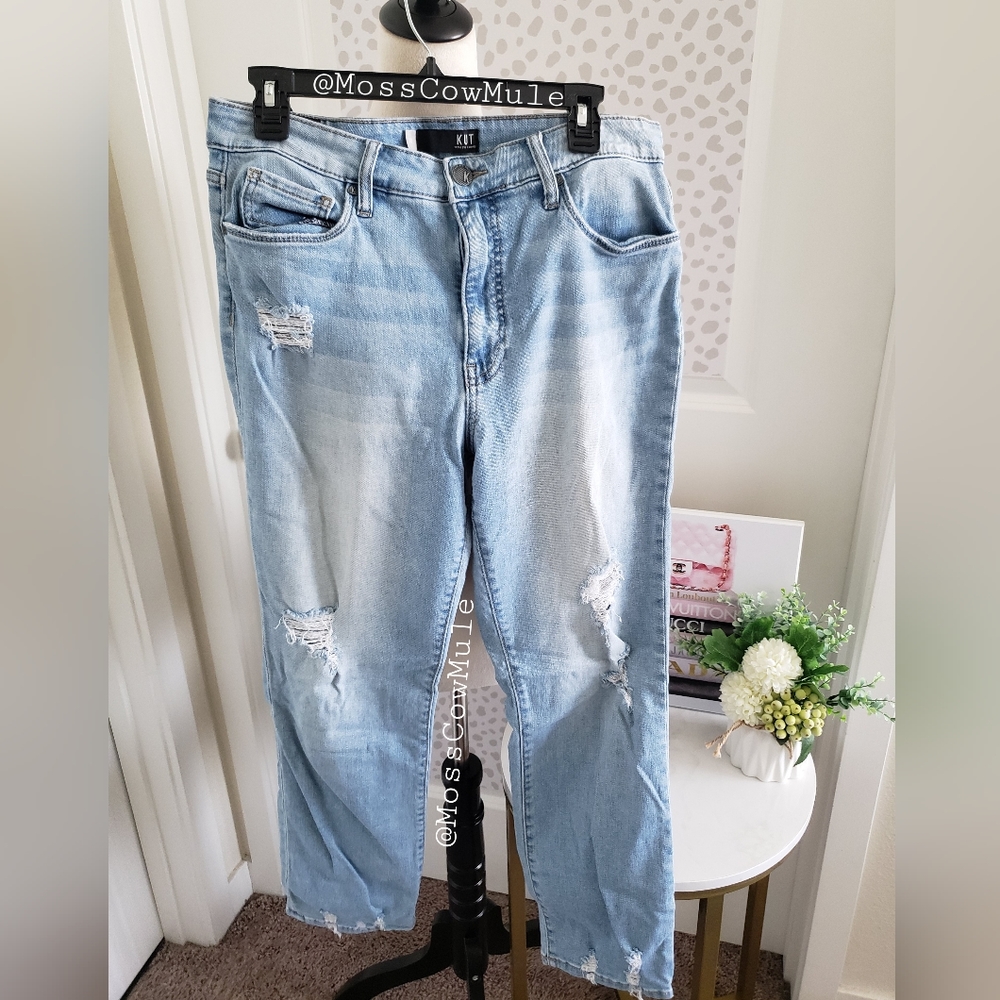 Kut From The Kloth Reese Light Wash Jeans